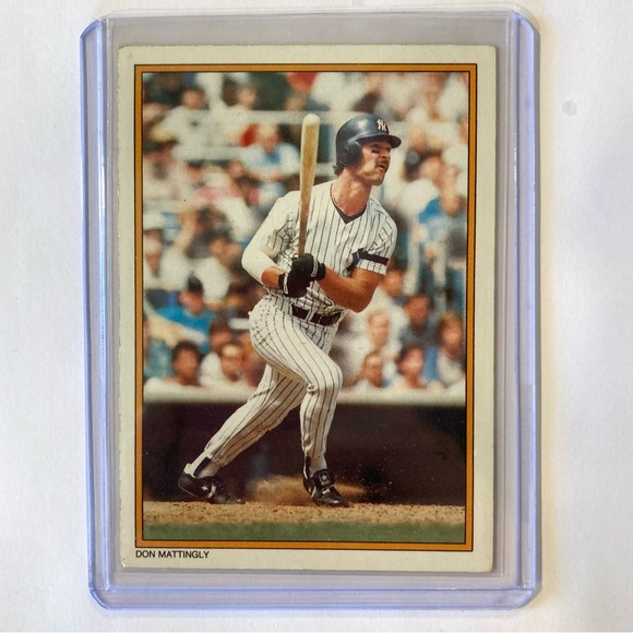 Lot of 9 Vintage 80s-90s Don Mattingly Baseball Cards New York Yankees - Picture 9 of 16
